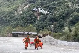  拉力赛夜战：渝州飞鹰队绝杀燕山犀牛队，速度优势明显更衣室氛围正向